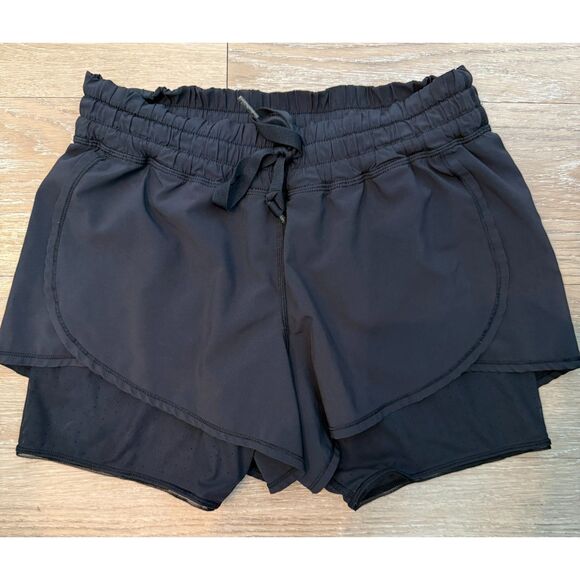lululemon athletica Pants - Lululemon Black Running Shorts Size 6